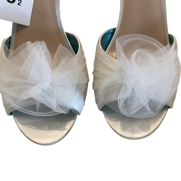 Tevolio Rylan Tulle Ankle Strap High Heels 9.5 NWT - Picture 3 of 10